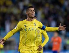 九游- c罗在拜仁比赛中关键助攻,惊险取胜引发热议的是谁 