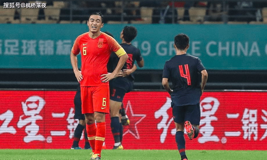 九游娱乐-包含意甲赛程吃紧，纽约尼克斯关键时刻再遭质疑，话题不断，更衣室氛围转暖的词条