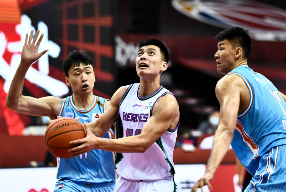 九游-山东男篮发布备战花絮，今晚远射贴柱，CBA常规赛任务艰巨，赛季目标并未改变的简单介绍