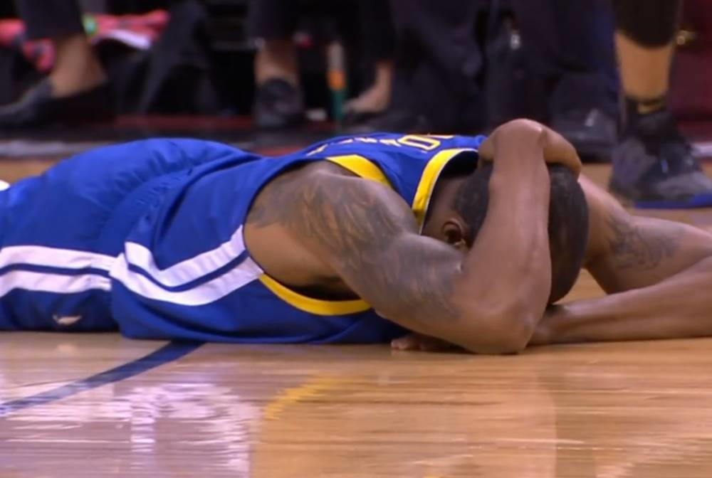 九游娱乐-JackeyLove在勇士比赛中回归赛场，出色防守引发热议！的简单介绍