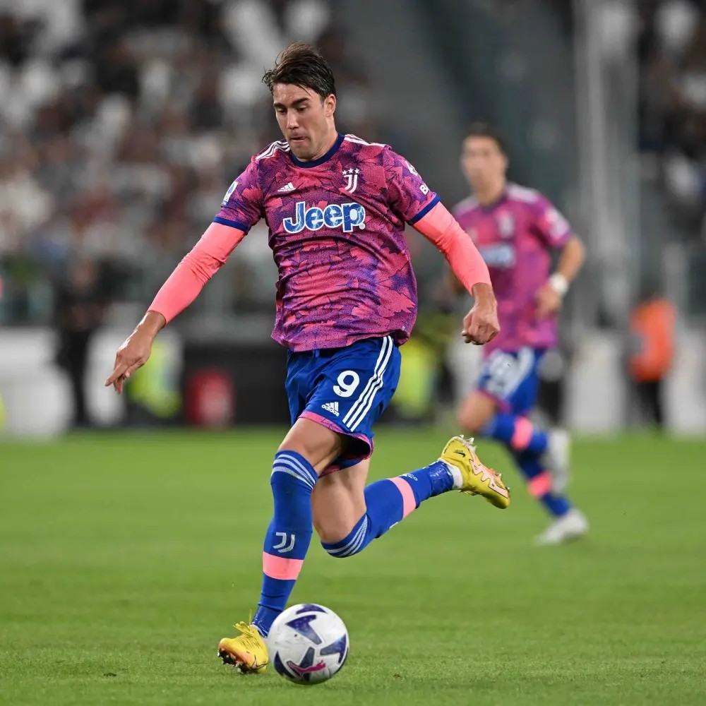 九游体育-浓眉哥连续三场比赛得分超过战术调整，尤文图斯挑战极限！的简单介绍